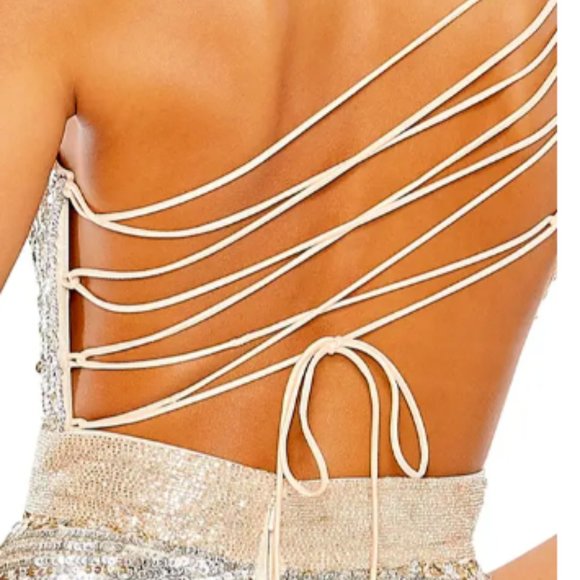 MAC DUGGAL 5687 ONE SHOULDER SEQUIN BEADED LACE-UP BACK NUDE SILVER GOWN sz 8 - Picture 3 of 5